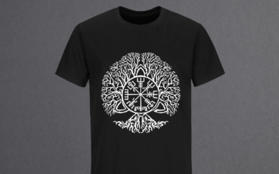 Vegvisir in Yggdrasil T-Shirt